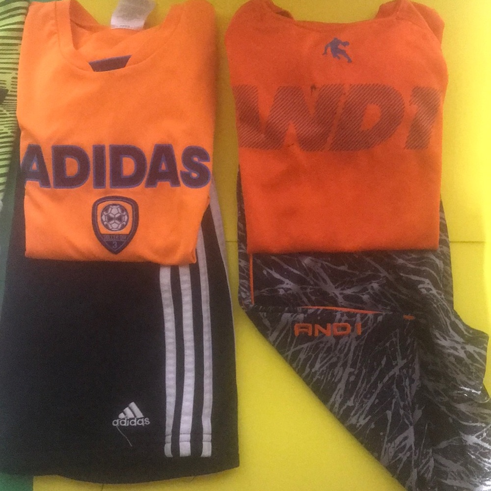 Assortment of boys size 7 shorts sets - Picture 2 of 6